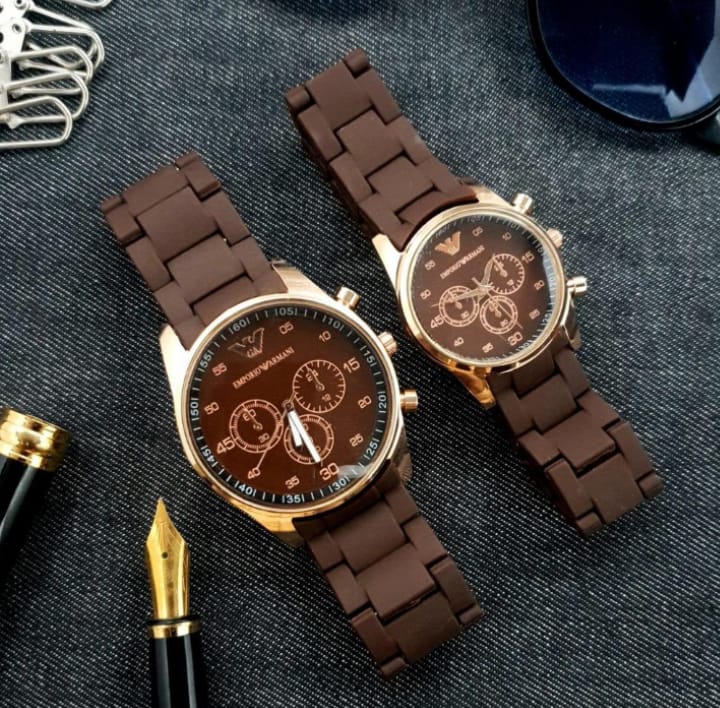 Beautiful Analogue Watch for Couple
